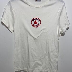 Sun & Ocean Women's White Red Boston Red Sox Short Sleeve T-Shirt Size Medium